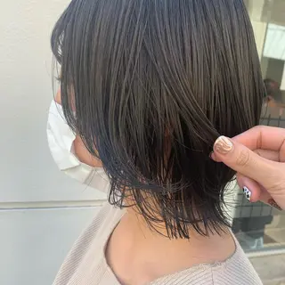 ショート カラー ヘアアレンジ サナ🌱 切りっぱなしボブのヘアスタイル
