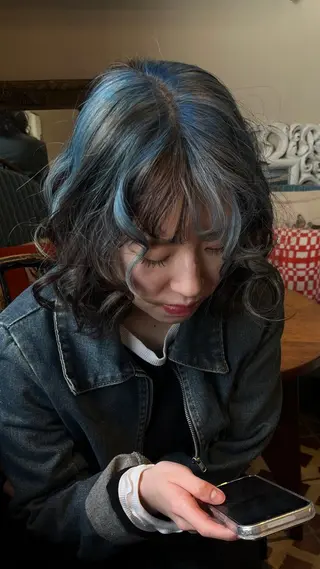 ミディアム 甲斐 真桜のヘアスタイル