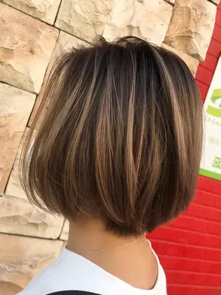 ショート 艶髪職人 山本隼正のヘアスタイル