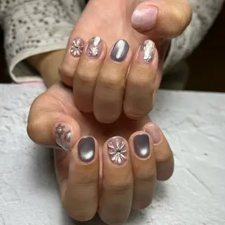 ネイル ♛ Meliaのネイルデザイン