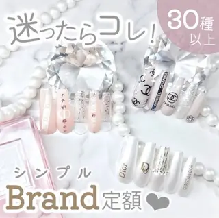 ネイル Yudia🦋 azuのネイルデザイン