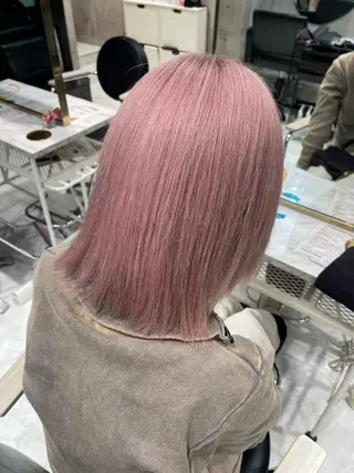 ロング カラー TENSHO ハイトーンレイヤーのヘアスタイル