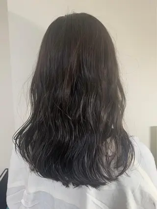 ロング ナチュラルカラー /カット/藤井美冬のヘアスタイル