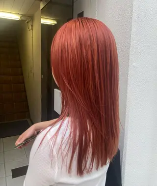 ミディアム ヒガシ サヨのヘアスタイル