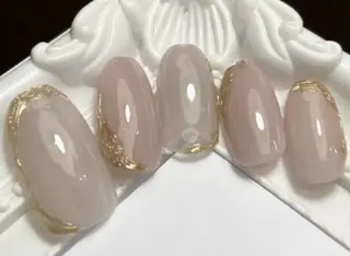 ネイル Nest 岩崎のネイルデザイン