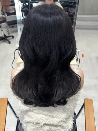 ロング カラー SOYON Reiのヘアスタイル