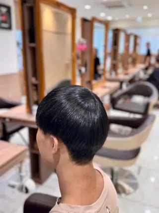 ショート メンズ 輿水 崇旭のヘアスタイル