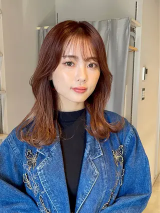 ミディアム カラー 似合わせ/小顔/ 韓国✨KAITOのヘアスタイル