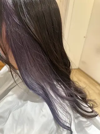 ロング カラー 伊藤 梨緒のヘアスタイル