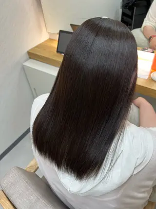 ロング ECLART 町田　井口聖也のヘアスタイル