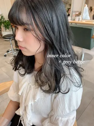 セミロング カラー 吉原 由菜のヘアスタイル