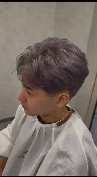 カラー Ｗｉｓｔｅｌｌ新宿所属・🩵たくみハイトーン .エクステ🩵のヘアスタイル