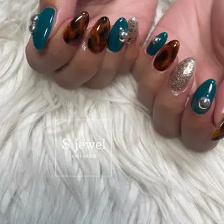 ネイル S♡JEWEL所属・S. JEWELのネイルデザイン