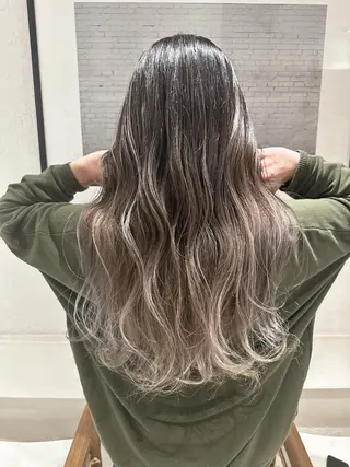 ロング 佐藤/本物志向の 髪質改善サロンのヘアスタイル