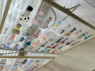 ネイル Shimmer Asakoのネイルデザイン