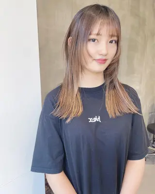 ロング カラー ill.所属・ill［イル］大須 ダブルカラー髪質改善のヘアスタイル