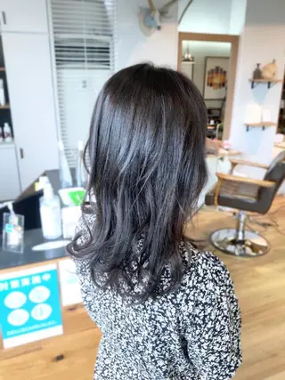 カラー 堀 望美のヘアスタイル