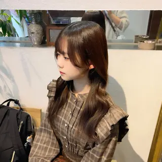 ロング suzuka/透明感 カラー 美髪縮毛矯正のヘアスタイル