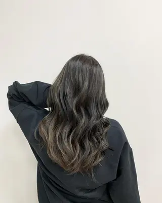 ロング カラー レイヤー×縮毛矯正 深見 拓のヘアスタイル