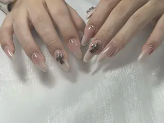 ネイル EE.Nail所属・FuFu.Nail 2️⃣番のネイルデザイン
