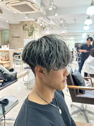 メンズ SALOWIN渋谷caldo店B1所属・岐津公太 メンズ縮毛矯正のプロのヘアスタイル