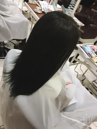 ロング カラー ブリーチカラー🌈 嘉名 真樹のヘアスタイル