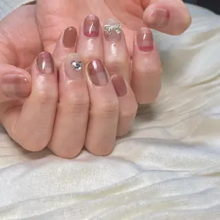 ネイル プライベートサロン　DiDieri所属・竹内 みかこのネイルデザイン