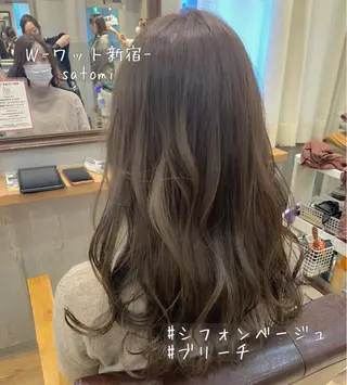 ミディアム 淡色ふんわりhair 新宿satomiのヘアスタイル