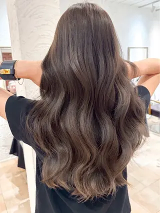 ロング カラー ヘアアレンジ TOA/天神 JIL BLANのヘアスタイル