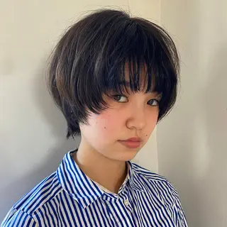 ショート irwi/イルウィ所属・miku🎀門前仲町 ブリーチ・レイヤーのヘアスタイル