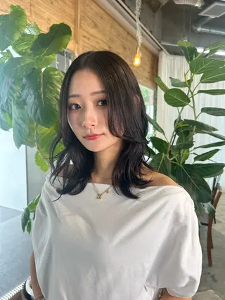 ミディアム カラー VISUALIST所属・小倉/レイヤー/ 顔周りカット/naoのヘアスタイル