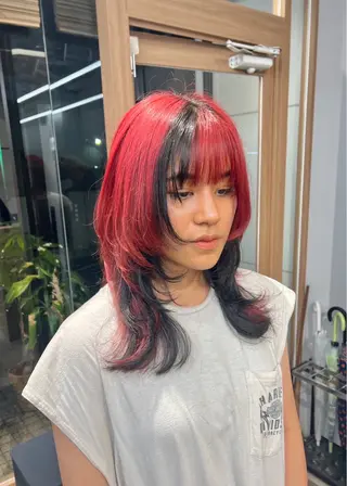 セミロング カラー Libero by enVogueのヘアスタイル