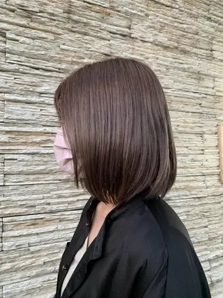 カラー 三品 早妃のヘアスタイル