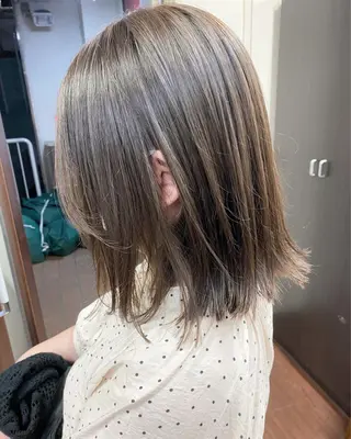 ミディアム カラー せこぐち まいのヘアスタイル