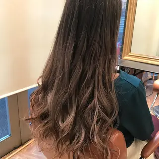 ロング カラー ✨ハイトーン✨透明感 ✨生神　優季のヘアスタイル