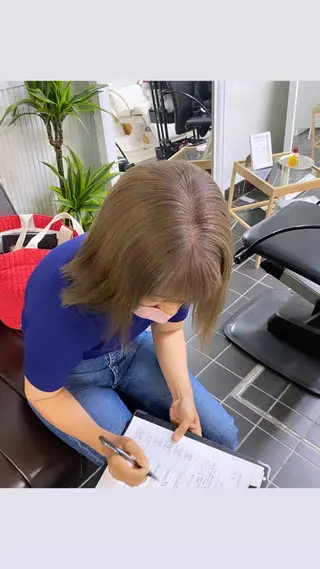 ミディアム カラー ヘアアレンジ HAIRSALONLOOP所属・川上 麻梨阿のヘアスタイル