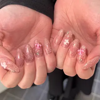 セミロング 小川 柚香のネイルデザイン