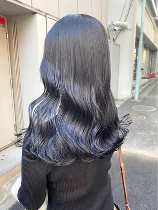 ミディアム 大人っぽ透明感暗髪 🤍shio🤍のヘアスタイル