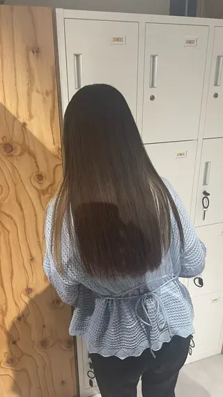 ロング イヌマル アユ / Fier umedaのヘアスタイル