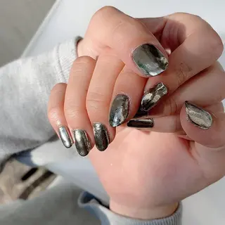 ネイル Sia中野新橋 田中 優莉乃のヘアスタイル