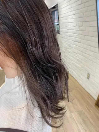 カラー 四ッ井 翔のヘアスタイル