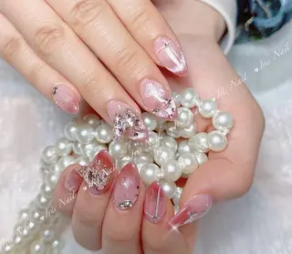 ネイル 高木 維麗絲のネイルデザイン