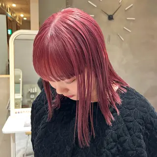 ミディアム カラー 切りっぱなしボブ 大阪梅田/きょうかのヘアスタイル