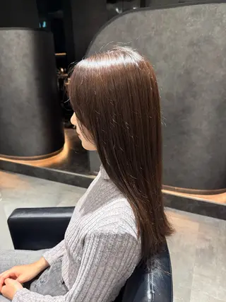 カラー BEAUTRIUM  青山所属・橋本 萌叶のヘアスタイル