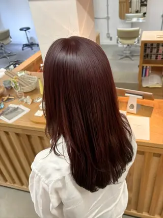 カラー 吉野 新菜のヘアスタイル