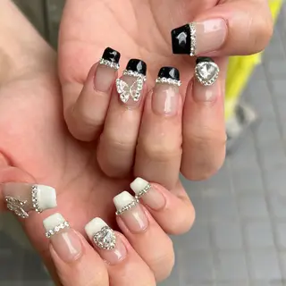 ネイル 河野 弥月のネイルデザイン