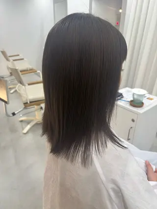 カラー 梅村 真綾のヘアスタイル