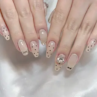 ネイル fein. miku🎀🍼のネイルデザイン