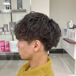 ミディアム 店舗指名No.1 吉岡　弘のヘアスタイル