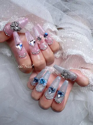 ネイル She   Nail所属・ISA_ BELLAのネイルデザイン